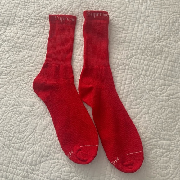supreme high socks